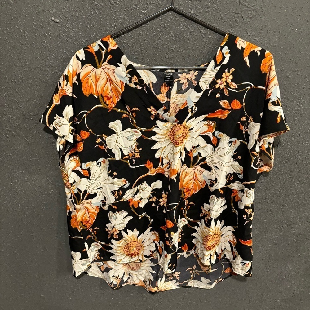 Women’s SHEIN Floral Blouse